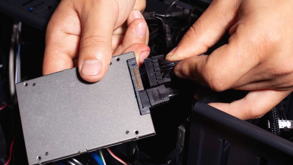 Ổ SSD hỏng có sửa được không?